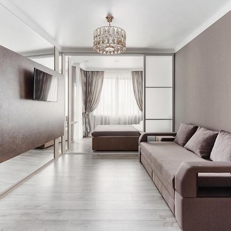 Апартаменты Возле Моря Odessa Exterior foto