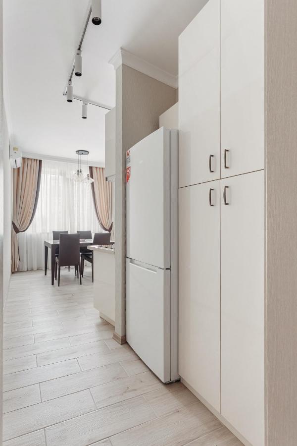 Апартаменты Возле Моря Odessa Exterior foto